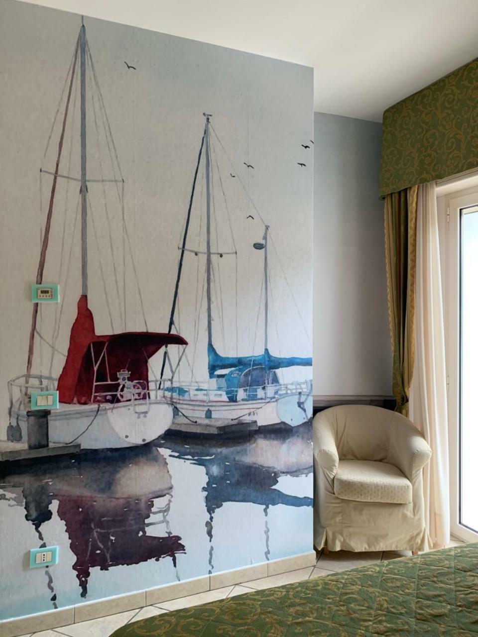Hotel Residence Veliero Riccione Eksteriør bilde